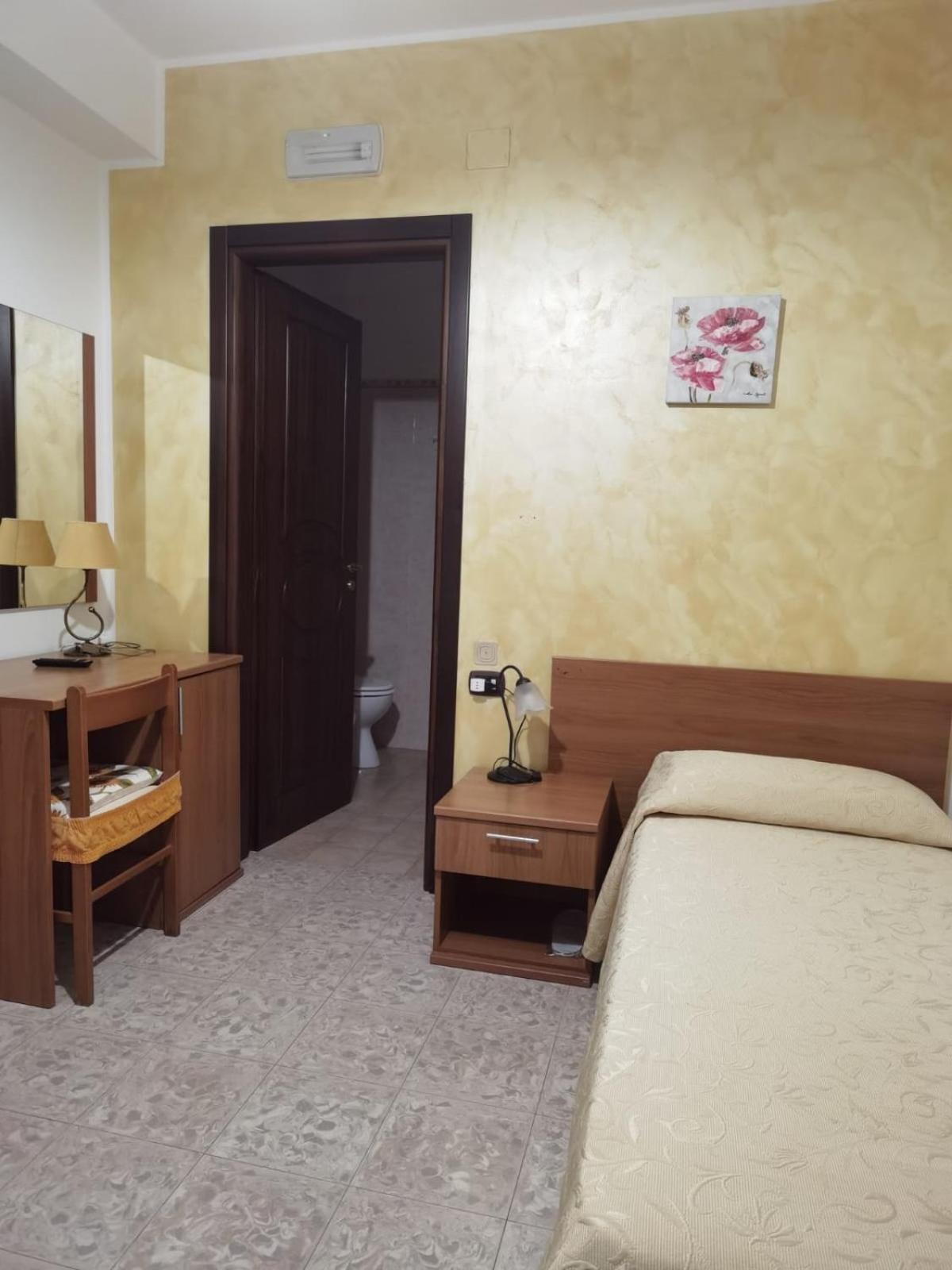 Hotel Edelweiss Laino Borgo Exterior foto