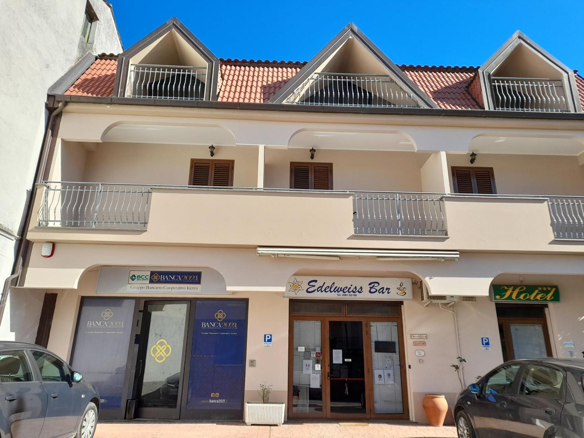 Hotel Edelweiss Laino Borgo Exterior foto