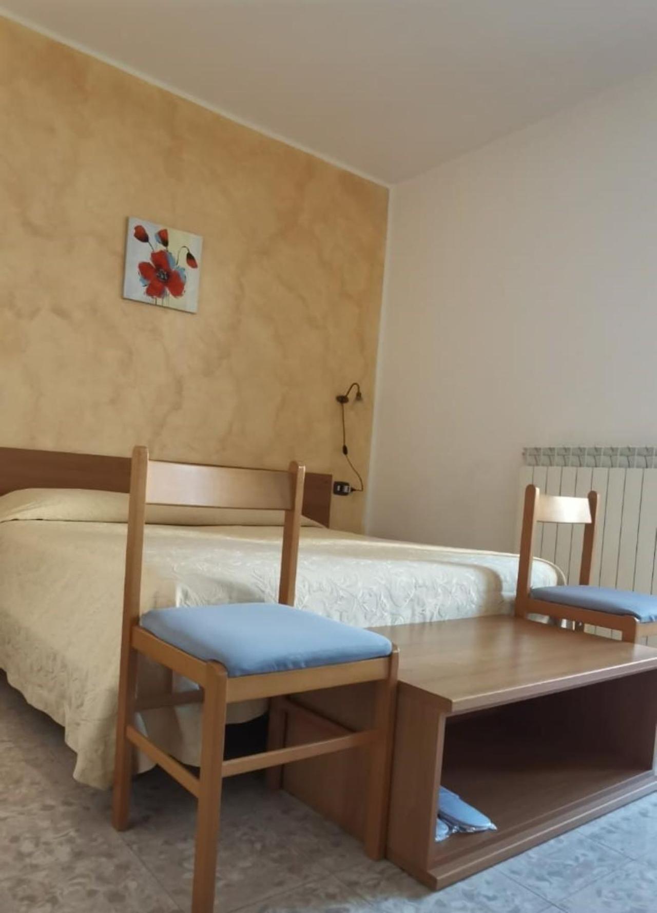 Hotel Edelweiss Laino Borgo Exterior foto
